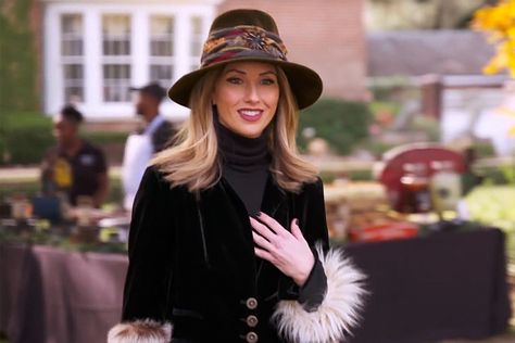 Just when we thought Ashley Jacobs twinning with Landon Clements was almost too much to take, the Souther Charmed Season 6, Southern Charm Cast, Ashley Jacobs, Kathryn Dennis, Southern Charms, Mother Photos, Black Cowgirl, Western Style Shirt, Black Fedora