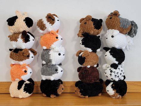 These doggos are completely no-sew, and come in 20 different breeds! They are about 4.25 inches long and 3.5 inches wide (when made with Premier Parfait Chunky and a 4.5mm hook). Note: this is a downloadable PDF pattern and not a physical item. I do not give refunds for PDFs. Dog breeds: Border Collie, Saint Bernard, Yorkie, Lab, Brittany, Bernese Mountain Dog, Airedale Terrier, Beagle, Boxer, English Mastiff, Rottweiler, Dachshund (2 different marking options), Old English Sheepdog, German Shepherd, Shiba Inu, Boston Terrier, Dalmatian, Maltese, Corgi, Husky. Stitches and Abbreviations Ch chain Slst slip stitch Sc single crochet Inc increase (two single crochet stitches in one stitch) Dec decrease (combine next two stitches with one sc) Hdc half double crochet Hdc inchalf double crochet i Dogs Crochet, Crochet Patterns Dog, Crochet Hyena, Newfoundland Crochet Patterns, Crochet Yorkie, Collie Crochet Pattern, Crochet Puppy, Small Crochet Dog Pattern, Crochet Rottweiler