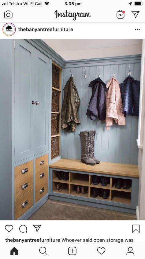 Lootility Room, Boot Room Storage, Shoe Storage Mudroom, Mudroom Bench With Shoe Storage, Small Mudroom Ideas, Mudroom Bench With Storage, Wall Mudroom, Utility Room Designs, Mudroom Bench Ideas