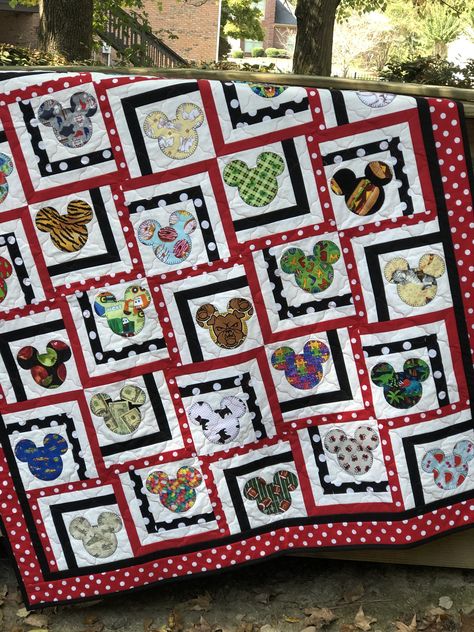 Monster Quilt Pattern, Monster Quilt, Mickey Mouse Quilt, Kid Quilts Patterns, Disney Quilt, I Spy Quilt, Graph Crochet, Baby Quilt Pattern, Mini Monster