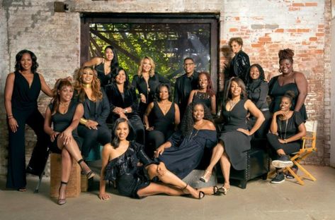 The ‘Reel Divas’ Initiative Brings Women of Color Together From Film and TV - Black Enterprise Group Photoshoot Ideas, Jasmine Guy, Group Photoshoot, Black Writers, Essence Festival, Film And Tv, Photoshoot Themes, Black Families, Group Photo