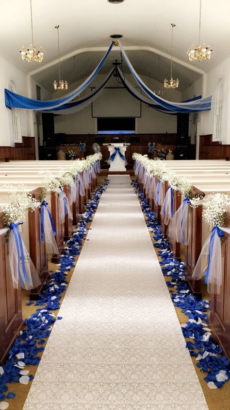 Rebecca & Ray's wedding... Tulle and 3 stems of baby's breath tied with a ribbon on the pews, fake petals from Amazon spread down the isle. DON'T PLACE ISLE RUNNER DOWN UNTIL BRIDE GETS READY TO WALK IN Baby Blue Wedding Decorations, Church Aisle Decorations Wedding, Church Wedding Decorations Aisle, Royal Blue Wedding Decorations, Small Church Weddings, Church Aisle Decorations, Royal Blue Wedding Theme, Wedding Church Decor, Baby Blue Weddings