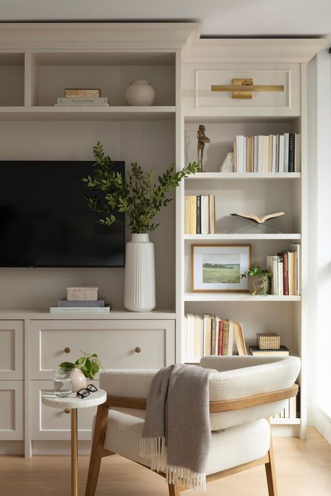 Mill | Ashley de Boer Interiors Wall Built Ins Living Room, Nook In Living Room, Living Room Joinery, Family Room Built Ins, Built In Living Room, Built Ins Living Room, Built In Decor, Cabinetry Living Room, Bookshelves Living Room