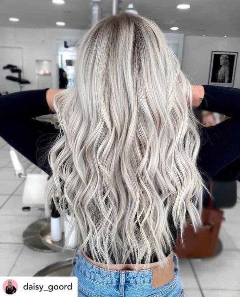 Different Shades Of Blonde Hair, Platinový Blond, Shades Of Blonde Hair Color, Shades Of Blonde Hair, Blonde Hair Color Chart, Different Shades Of Blonde, Ash Blonde Hair Colour, Platinum Blonde Hair Color, Icy Blonde Hair