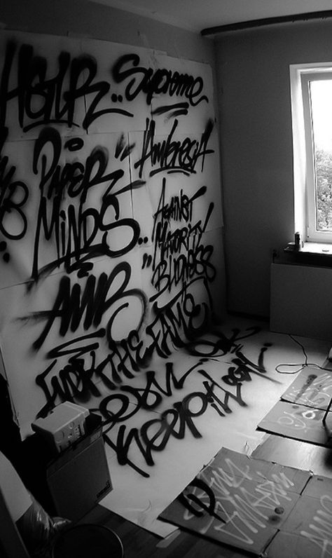 Online Mood Board, Graffiti Tagging, Photography Architecture, Street Graffiti, Diy Backdrop, Warsaw Poland, Photoshoot Concept, Good Design, Graffiti Lettering