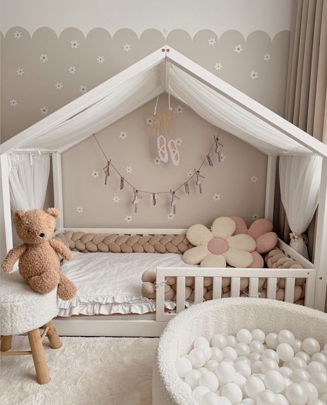 24 Insanely Cute Kids' Room Ideas (Toddler Edition) 58 24 Insanely Cute Kids' Room Ideas (Toddler Edition) Cute Pink Rooms Ideas, Baby Girl Room Ideas Toddler, Toddler Baby Girl Room, Kids Room Inspo Girl, Toddler Room Girl Ideas, Canopy Toddler Bed, Baby Girl Toddler Room, Farmhouse Toddler Girl Room, Kids Bedroom Flooring Ideas