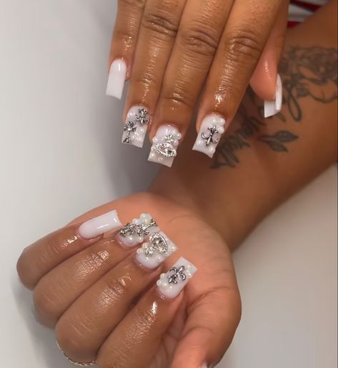 White Acrylic Nails With Charms, Short White Nails With Charms, White Duck Nails With Charms, Short White Acrylic Nails With Charms, Short White French Tip Duck Nails, Cute Short Square Nails With Charms, White Nails With Charms, Short White Acrylic Nails Black Women, Junk Nails Bling Duck Short