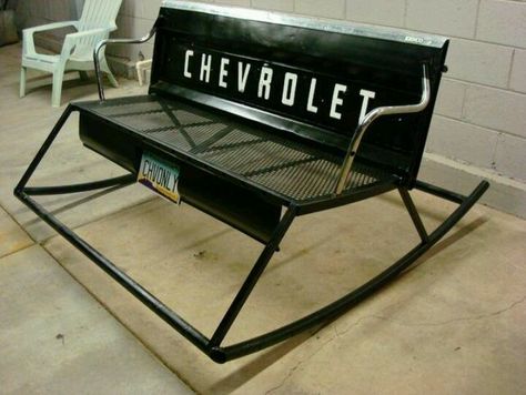 Chevy tailgate rocking chair...yes please Industrial Upcycle, Tailgate Bench, Old Car Parts, Car Part Furniture, Automotive Furniture, Car Furniture, Upcycle Garden, Automotive Decor, Diy Garden Furniture