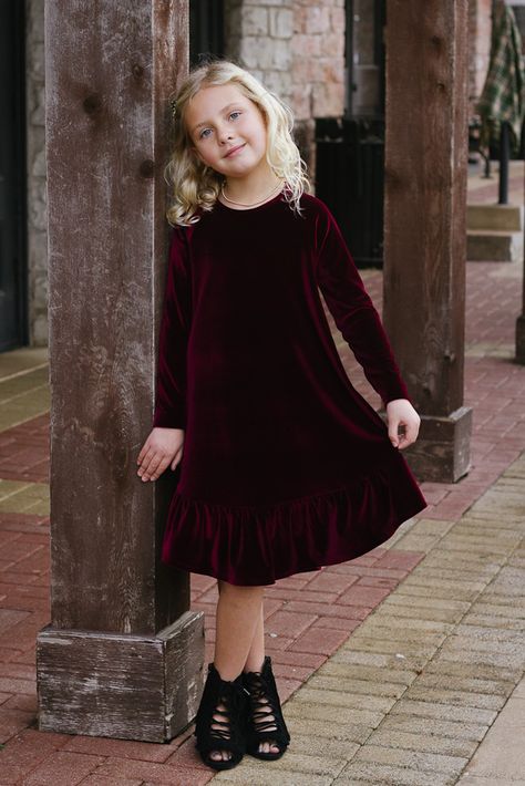 Velvet Holiday Dress for girls. Chalk and Notch Waterfall Raglan dress. Velvet Frock For Kids, Velvet Frock, Sewing Instagram, Velvet Suit Design, Girls Velvet Dress, Velvet Holiday Dress, Kids Dress Shoes, Frocks For Kids, Baby Dress Set