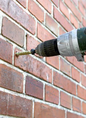 How to Drill Into Brick Brick Repair, Nyc Living, House Work, Woodworking School, Home Remodeling Diy, Men Stuff, Learn Woodworking, Building Projects, Popular Woodworking