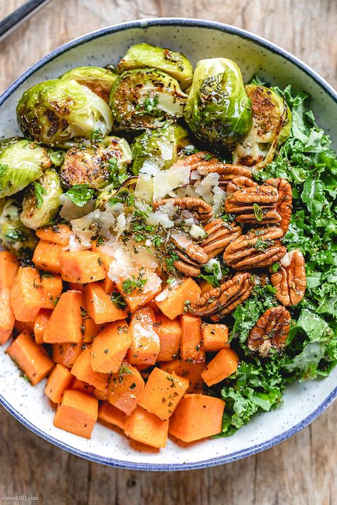 Roasted Sweet Potato Brussels Sprout Kale Salad Recipe - #sweetpotato #salad #recipe #eatwell101 - This roasted sweet potato and Brussels sprouts salad is the perfect healthy and satisfying lunch. - #recipe by #eatwell101 Fertility Salad Recipes, Fertility Salad, Ivf Meals, Lunchtime Salads, Kale Dishes, Brussel Sprout Salad Recipes, Sprouting Sweet Potatoes, Brussels Sprouts Salad, Autumn Salad Recipes