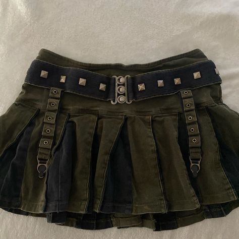 Tripp Nyc Skirt, Tripp Nyc, Looks Chic, Alternative Outfits, See Me, 2000s Fashion, Looks Style, Mode Inspiration, Dream Clothes