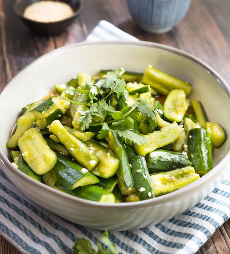 Asian Smashed Cucumber Salad Smashed Cucumber, Cucumber Dressing, Smashed Cucumber Salad, Japanese Cucumber, Cucumber Salad Recipe, Rice Side, Authentic Chinese Recipes, Asian Vegetables, Rice Side Dishes