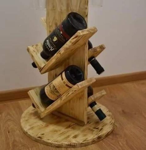 Wood Wine Rack Diy, Small Easy Woodworking Projects, Wine Rack Plans, Basic Woodworking, Decoration Restaurant, Woodworking Shop Projects, Wooden Wine Rack, Shop Projects, Wood Wine Racks