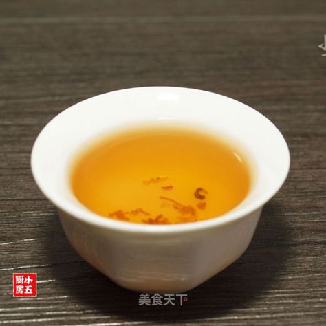 Osmanthus Wine: A Mid-autumn Festival Home Brewed Wine Osmanthus Wine, Ginger Chicken Soup, Autumn Moon Festival, Honey Wine, Wine Recipe, Autumn Moon, Best Chinese Food, Bitter Gourd, Ginger Chicken