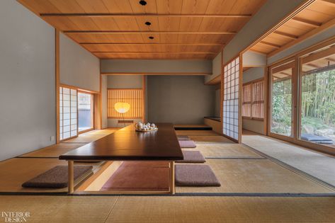 Kengo Kuma Refreshes Exquisite Paris Residence Designed by Kenzo Takada Shoji Sliding Doors, Japanese Dining Room, Japanese Exterior, Wall Design Home, French Daybed, Kenzo Takada, Dining Room Design Ideas, Entrance Decoration, Japanese Dining