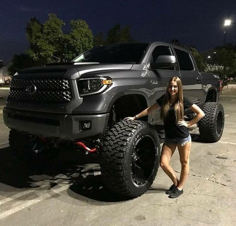 Toyota Tundra 4x4, Toyota Tundra Lifted, Custom Lifted Trucks, Tundra Truck, Trucks Lifted Diesel, Jacked Up Trucks, Ford Pickup Trucks, Toyota Trucks, Jeep Truck