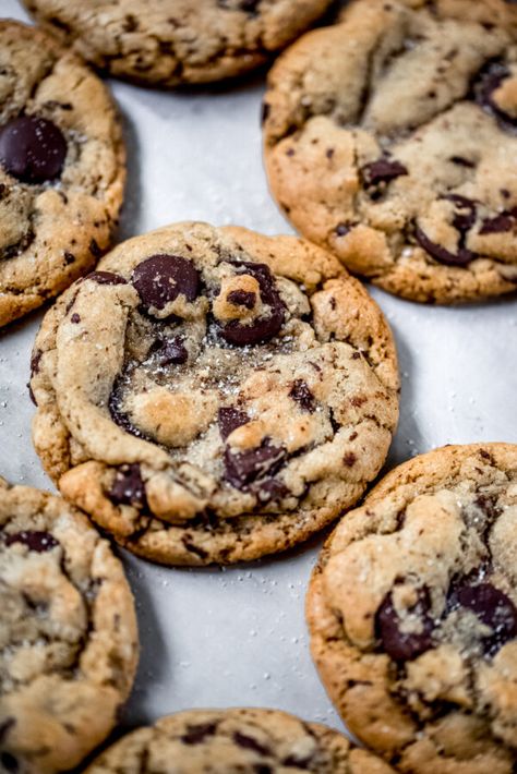 Sourdough Chocolate Chip Cookies - My Secret Confections - Cookies Sourdough Chocolate Chip Cookies, Sourdough Starters, Recipe Using Sourdough Starter, Natural Yeast, Bread Sourdough, Sourdough Starter Discard Recipe, Starter Recipes, Frozen Cookie Dough, Sourdough Starter Recipe