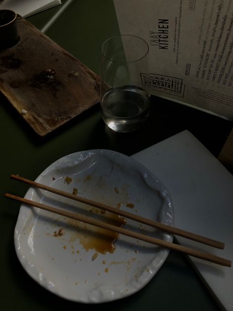 Chopstick Aesthetic, Aesthetic Chopsticks, Chopsticks Aesthetic, Aesthetic Drinks, Food Japanese, Book Aesthetics, Playlist Covers, Asian Food, Chopsticks