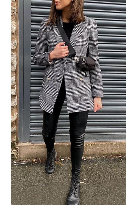 Checked Coat Outfit, Casual Work Attire, Cute Fall Outfits, Mode Inspo, Blazer Outfits, Fashion Week Street Style, Blazer Fashion, Outfit Goals, Winter Fashion Outfits