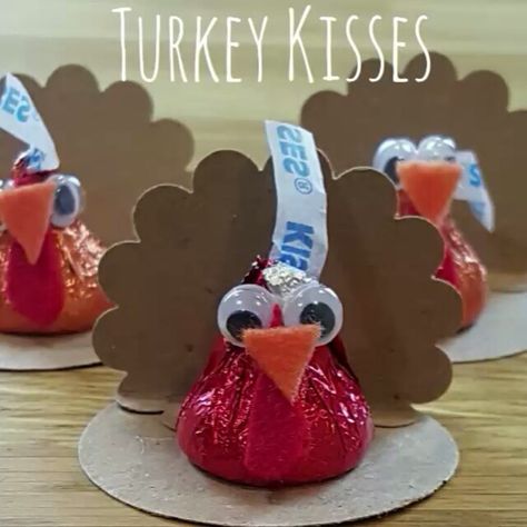 Fun Kids Crafts with Candy! Candy Cane Reindeer + Turkey Kisses - Tombow USA Blog Hershey Kiss Turkey, Turkey Candy Crafts, Thanksgiving Place Cards Kids Can Make, Thanksgiving Table Favors For Kids To Make, Thanksgiving Hershey Kiss Turkey, Turkey Party Favors, Thanksgiving Turkey Candy Favors, Candy Cane Reindeer, Thanksgiving Snacks