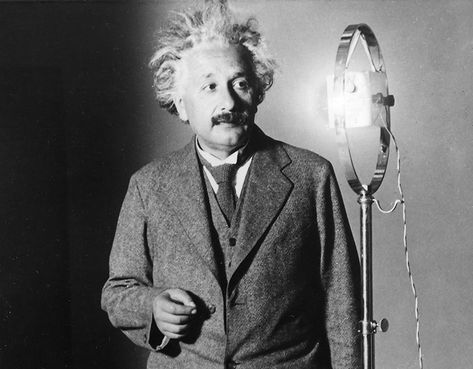 https://www.nature.com/articles/d41586-018-05004-4 Albert Einstein Costume, Einstein Costume, Andrew Robinson, Special Relativity, Urban People, General Relativity, Most Famous Quotes, Tea Brands, E Mc2