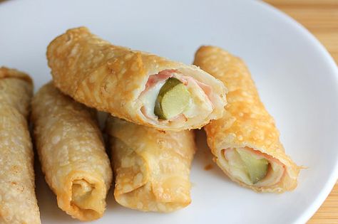 Dill Pickle Spears, Pickle Spears, Fried Pickles Recipe, Ham Wraps, Homemade Ham, Pickles Recipe, Pickled Eggs, Egg Roll Wrappers, Deli Ham