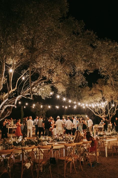 Wedding lighting, wedding stringlights, olive grove wedding Wedding Venue Mediterranean, Wedding In Olive Grove, Wedding Dancing Aesthetic, Wedding Spain Inspiration, Meditterean Wedding, Olive Garden Wedding, Small Italian Wedding, Rustic Tuscan Wedding, Lefkas Greece