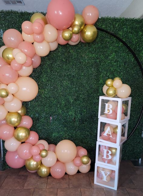 Ring Backdrop Babyshower, Baby Shower Balloon Ring, Circle Arch Baby Shower Backdrop, Baby Shower Balloon Arch Pink, Balloon Ring Arch, Balloon Ring Backdrop, Ring Balloon Decoration, Half Arch Balloon, Balloon Ring Decoration