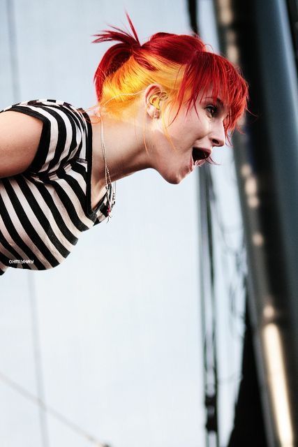 Red And Yellow Hair, Hair Styles Lines, Hayley Wiliams, Haley Williams, I Can't Sleep, Hayley Paramore, Fire Hair, Paramore Hayley Williams, Can't Sleep