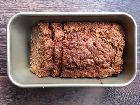 Carrot Bread Healthy, Apple Oatmeal Bread, Apple Carrot Bread, Applesauce Oatmeal, Oatmeal Apple, Savory Oatmeal, Carrot Bread, Bread Healthy, Oatmeal Bread