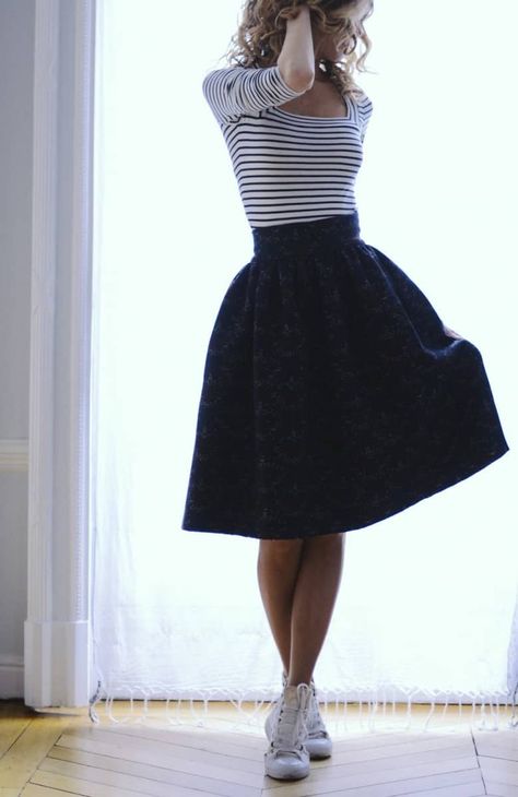 Sew A Skirt, Skirts Ideas, Fantastic Fashion, Princess Beauty, Skirt Diy, Midi Skirt Pattern, Tilly And The Buttons, Personal Image, Retro Pin Up