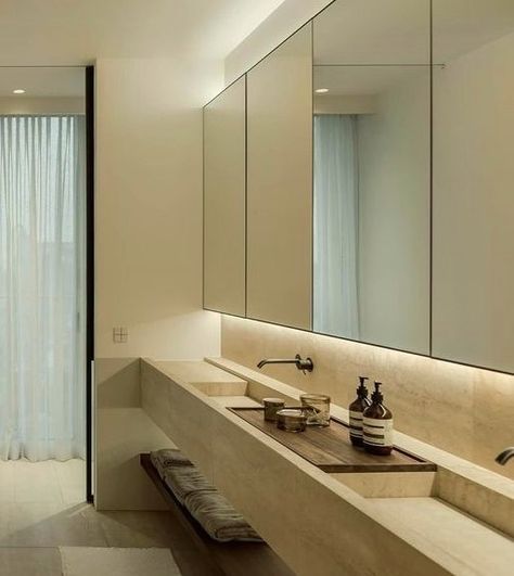 Bathroom Perspective, Hotel Bathroom Design, Decorative Painting Techniques, Travertine Bathroom, Bathroom Decor Luxury, Bathroom Design Inspiration, Travertine Stone, Indirect Lighting, Sopot