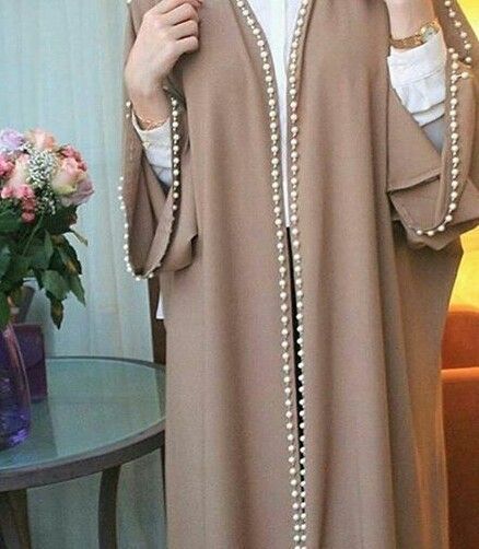 Discovered by Nadia. Find images and videos on We Heart It - the app to get lost in what you love. | Abaya fashion, Hijab fashion inspiration, Abayas fashion