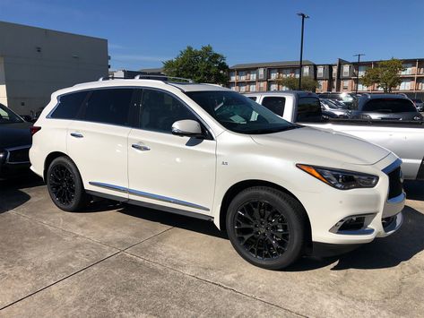 2019 Infiniti QX60 383 20” Sig Vs and black mesh grille #2019 #CVDAuto #Infiniti #QX60 August Vibes, Custom Vehicles, Infiniti Qx60, Car Game, Car Ideas, Car Games, My Dream Car, Dream Board, Dream Car