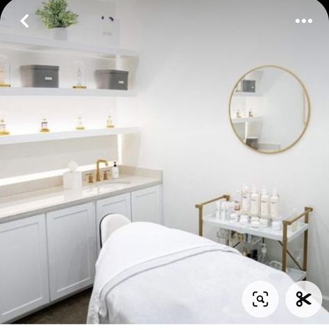 Facial Room Ideas, Facial Room Ideas Estheticians, Med Spa Design, Pmu Studio, Spa Room Ideas Estheticians, Spa Room Ideas, Facial Room, Esthetician Room Decor, Beauty Therapy Room