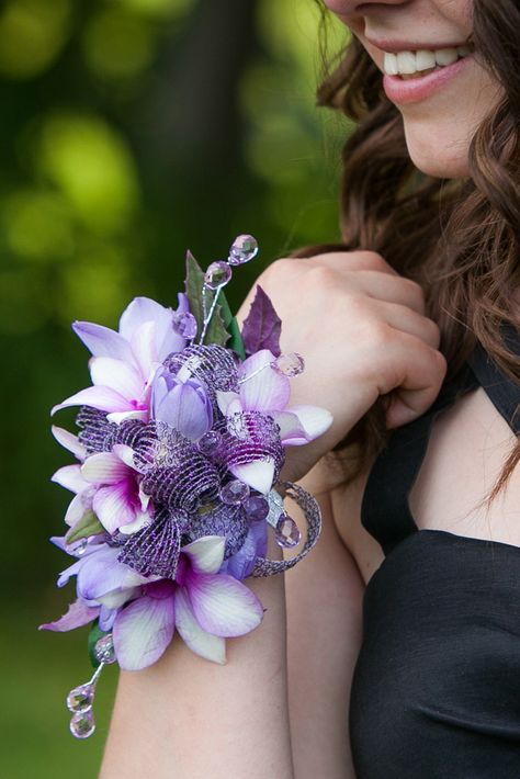 Corsage For Purple Dress, Purple Corsage, Prom Flowers Corsage, Orchid Corsages, Homecoming Flowers, Wrist Corsage Prom, Prom Corsage And Boutonniere, Homecoming Corsage, Neon Prom Dresses