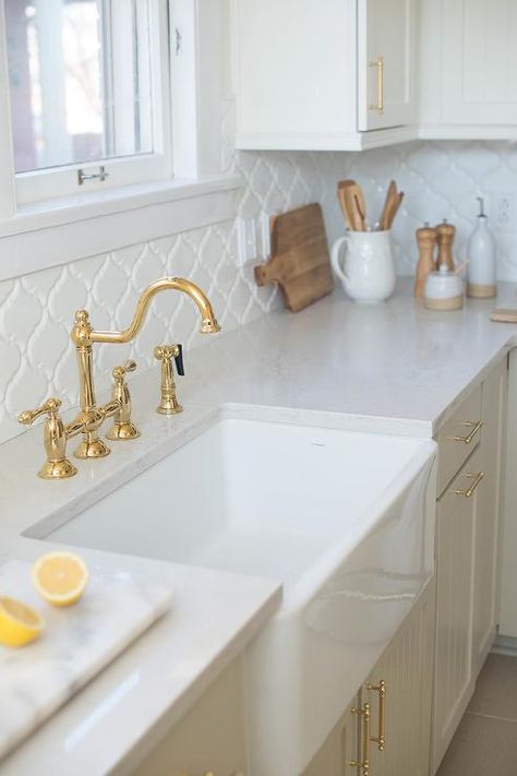 White Arabesque Tiles with Light Gray Plank Cabinets - Transitional - Kitchen Backsplash To Match White Quartz, Kitchen Arabesque Backsplash, White Arabesque Tile Backsplash, Plank Cabinets, Grey Kitchen Ideas Modern Gray, Grey Kitchen Ideas Modern, White Arabesque Tile, Grey Kitchen Ideas, Arabesque Tiles