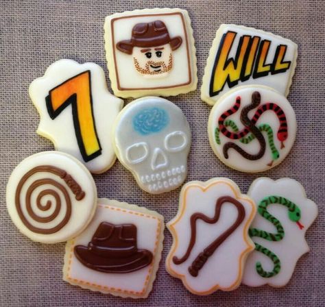 Indiana Jones theme cookies by Amy Thornton. Indiana Jones Cookies, Indiana Jones Cake, Indiana Jones Theme, Indiana Jones Birthday Party, Indiana Jones Party, Cookies Kids, Lego Indiana Jones, Theme Cookies, Birthday Cookie