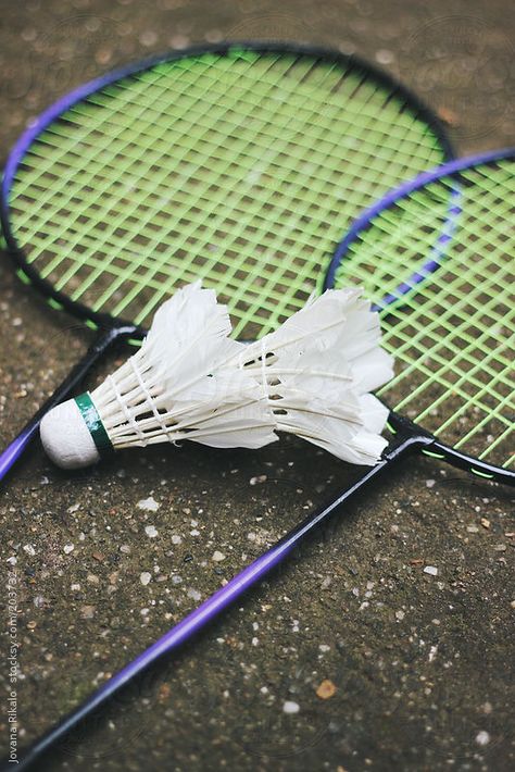 Badminton Shuttlecock Aesthetic, Bad Minton Aesthetic, Raketa Badminton, Bulutangkis Aesthetic, Foto Badminton, Badminton Racket Aesthetic, Bad Minton, Badminton Photography, Jonathan Christie