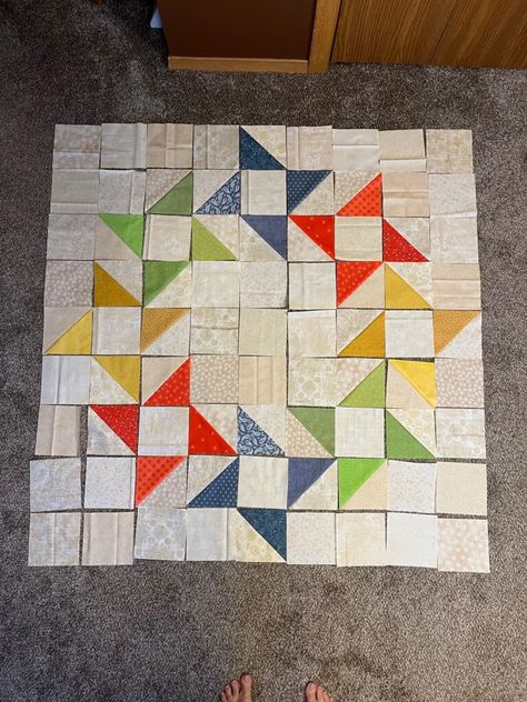 Best Friends Quilt Pattern, Quilt Block Projects, Scrap Quilt Block Patterns, Small Quilt Projects Gift Ideas, Brightly Quilt Pattern Free, Group Quilt Projects, Mini Quilt Ideas, Cute Quilt Blocks, Four Square Quilt Pattern