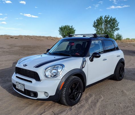 Mini Cooper countryman in Colorado grasslands Mini Copper Country Man, Country Man, Mini Copper, Mini Cooper Countryman, Cooper Countryman, Mini Countryman, Country Men, Car Ideas, Love Car