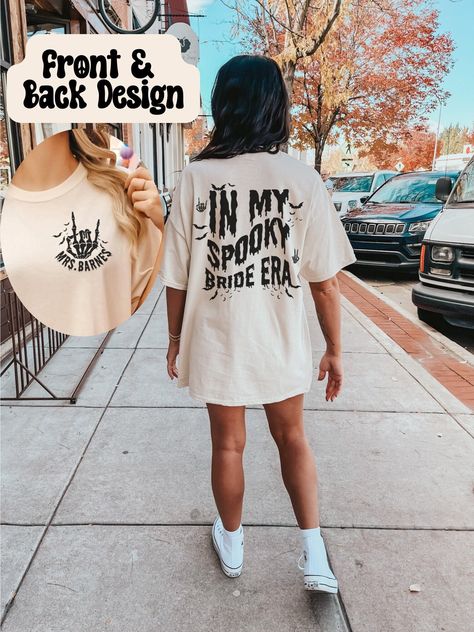 I Do Party, Spooky Bride, Halloween Bachelorette Party, Bachelorette Diy, Halloween Bride, Engaged Shirts, Bachelorette Party Outfit, Bride Shirt, Shower Bebe