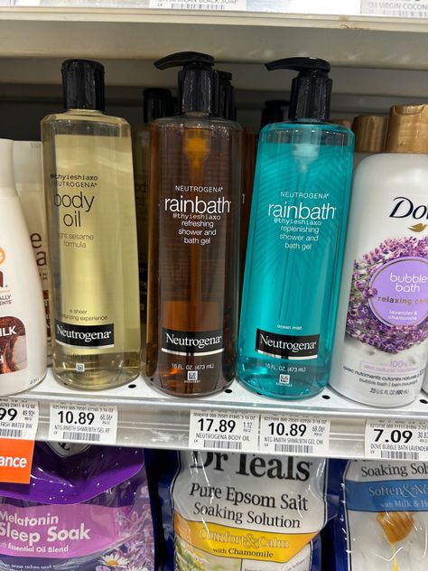 Neutrogena, body care, body wash, rain bath shower gel, body oil, self care, hygiene Neutrogena Body Wash, Neutrogena Products, Men Skin Care Routine, Diy Skin Care Routine, Body Hygiene, Bath And Body Works Perfume, Shower Skin Care, Smell Goods, Hygiene Products