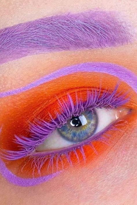 Purple And Red Makeup, Orange Purple Makeup, Colored Mascara Looks, Orange And Purple Makeup, Orange And Purple Aesthetic, Orange And Purple Nails, Purple And Orange Aesthetic, Purple Orange Aesthetic, Coloured Mascara