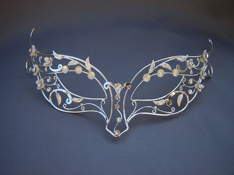 Wedding Circlet, Butterfly Mask, Masquerade Wedding, Bridal Mask, Celtic Wedding, Beautiful Mask, Masks Masquerade, Masquerade Mask, Fantasias Halloween