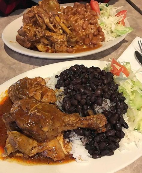 Cuban Aesthetic, Foods Aesthetic, Caribbean Foods, Carribean Food, Haitian Food, Homemade Comfort Food, Cuban Food, Dominican Food, Haitian Food Recipes