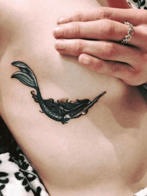 An underboob tattoo that's a step away from the norm. Aquarius Tattoo, Underboob Tattoo, Tattoo Trend, Mermaid Tattoo, Mermaid Tattoos, 1 Tattoo, Tattoo Supplies, Piercing Tattoo, A Mermaid