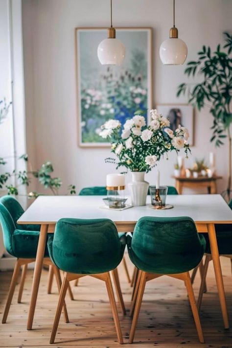 5 Tips for Dining Room Wall Decor Success Dining Area Color Ideas, Living Dining Room Colour Schemes, Colourful Dining Room, Mcgee Dining Room, Studio Mcgee Dining Room, Dining Room Design Color, Modern Vintage Dining Room, Studio Mcgee Dining, Blue Dining Room Decor