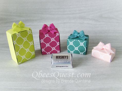 Designer paper packages tied up with strings. These are a few of my favorite things!      Give the gift of chocolate in a unique way!!  T... Hersey Nuggets Favors, Hershey Nugget, Treat Holders, Candy Holder, Designer Paper, Treat Gift, Treat Holder, Explosion Box, Treat Box